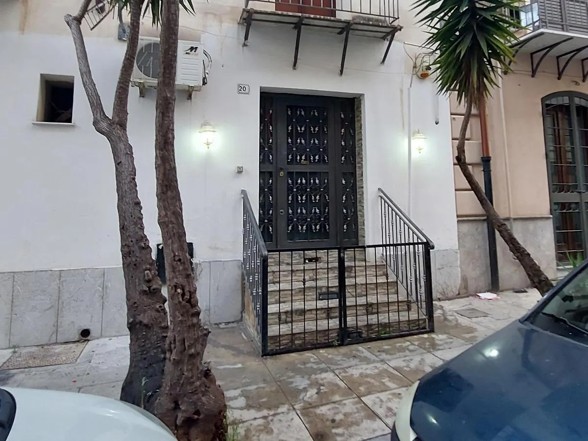 Ferienwohnung Stanza Sicilia Bedda Palermo Apartment